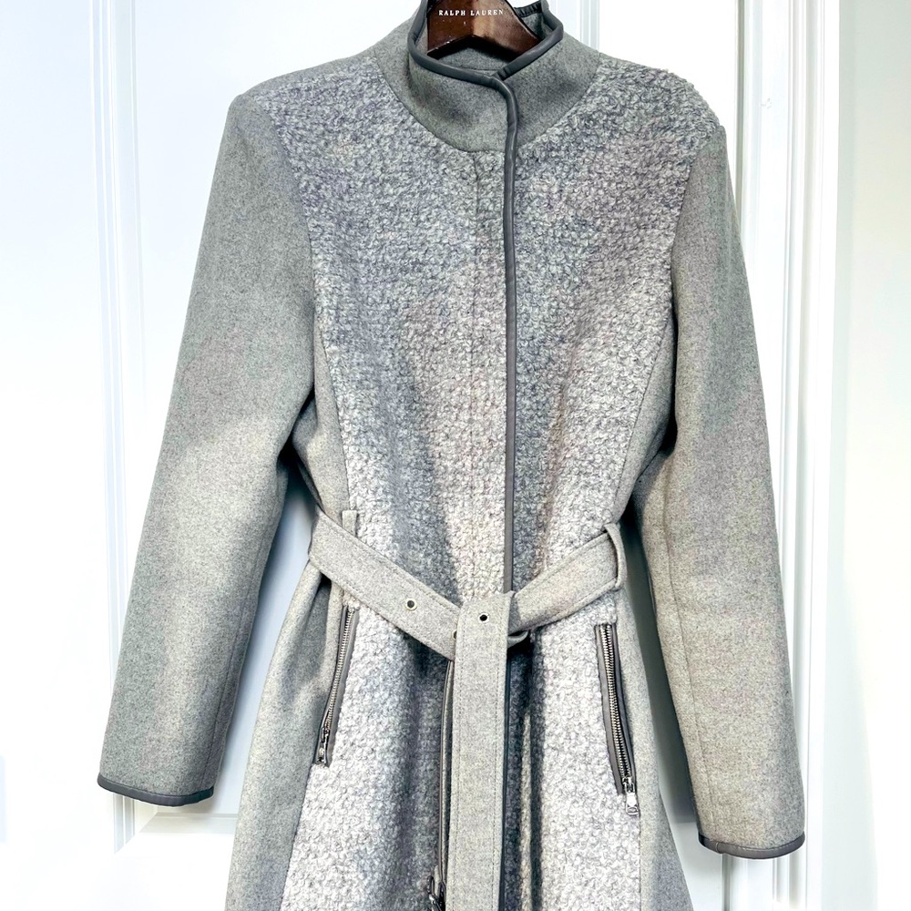 Vince Camuto knee length woolen and tweed coat